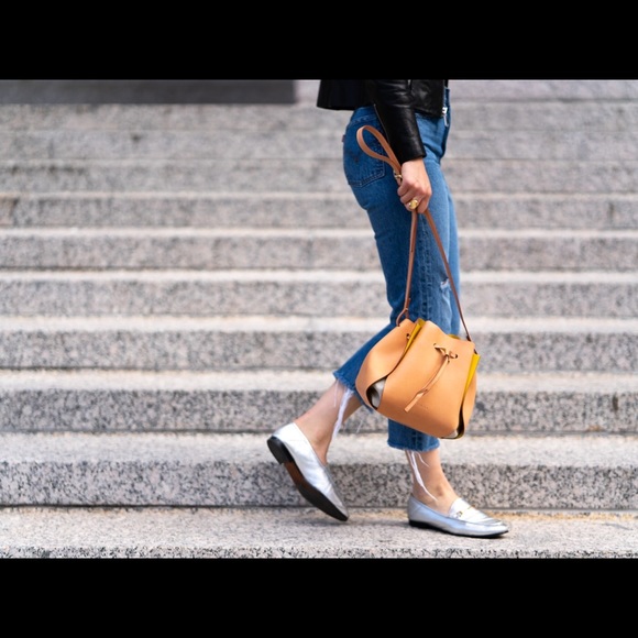 Yellow and Tan Crossbody Bag with Drawstring Closure - Picture 2 of 8